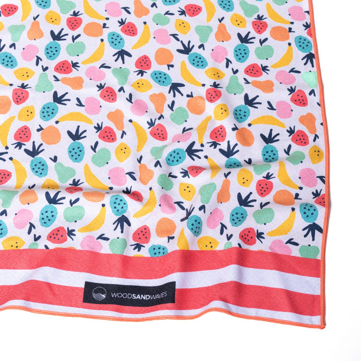 Sweet Summer - Strandtuch für Kinder - schadstofffrei, schnelltrocknend  & sanft zur Haut (140cm x 70cm) - WOODSANDWAVES