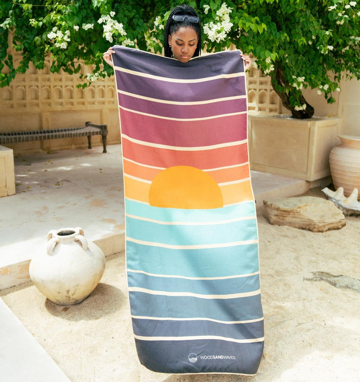 Strandhandtuch für Männer und Frauen - gestreift - schnelltrocknende Mikrofaser- WOODSANDWAVES